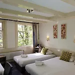 Itc Hotel 2*